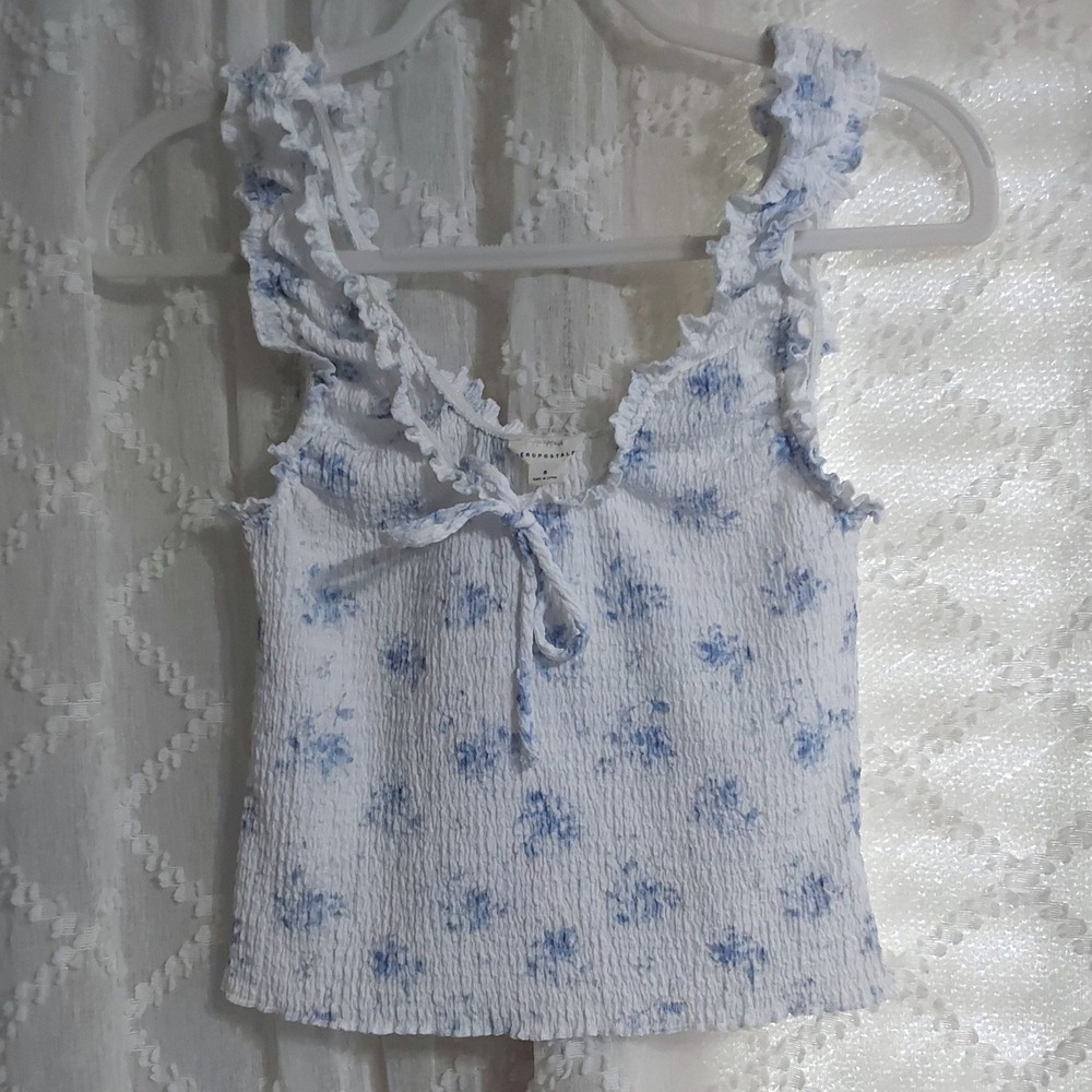 Aeropostale Womens Small Blue White Floral Smocked Ruffle Strap Tank Top